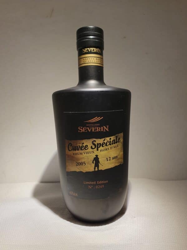 RHUM VIEUX SEVERIN CUVEE PIRLA 2005 70 cl 42 °12 ANS