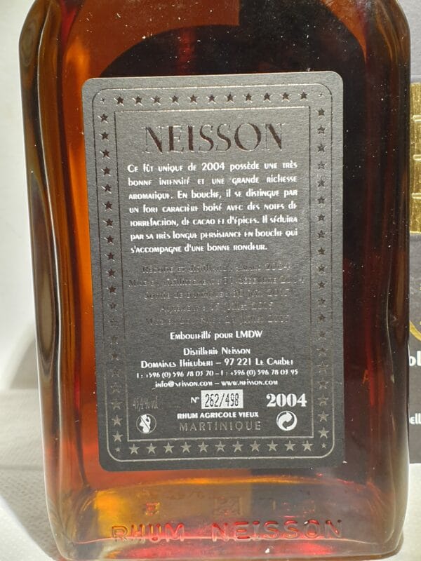 RHUM VIEUX NEISSON 70 cl 45.4° MILLESIME 2004 LMDW – Image 3