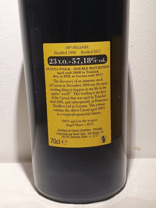 RHUM VIEUX CARONI 70 cl 57.18° MILLESIME 1994 23 ANS – Image 3