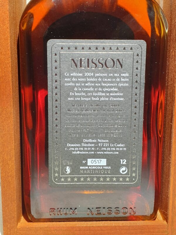 RHUM VIEUX NEISSON 70 cl 52.7 ° MILLESIME 2004 12 ANS BATCH 3 – Image 3
