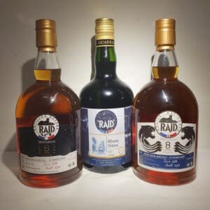 LOT DE 3 RHUMS VIEUX MONTEBELLO  CUVEE RAID ANTILLES GUYANE