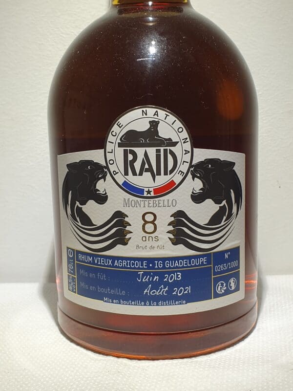 RHUM VIEUX MONTEBELLO 70 cl 46.5°BDF CUVEE SPECIALE RAID  8 ANS – Image 2