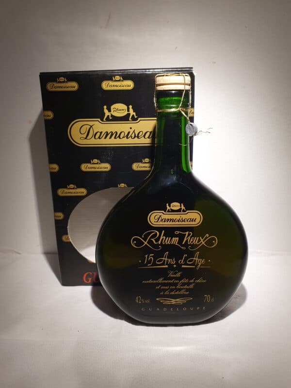 RHUM VIEUX DAMOISEAU 70 CL 42° 15 ANS CIRCA 1985