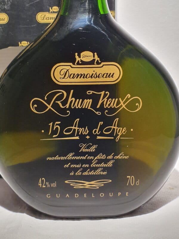 RHUM VIEUX DAMOISEAU 70 CL 42° 15 ANS CIRCA 1985 – Image 2
