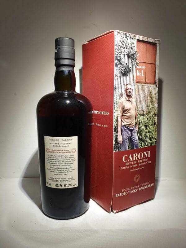 RHUM VIEUX CARONI EMPLOYEES BASDEO"DICKY"RAMSARRAN 70 CL 64.3° – Image 2