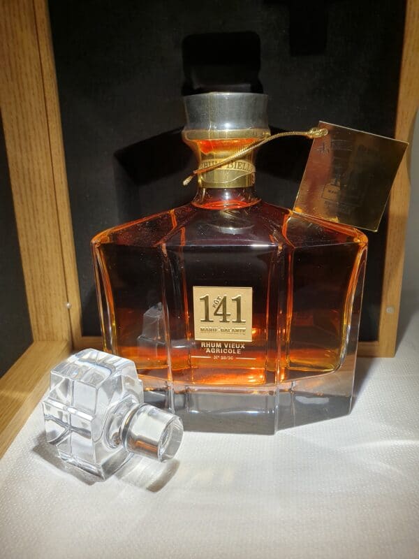 RHUM VIEUX BIELLE HORS D'AGE 70 CL 45.3° FUT 141 BDF – Image 4