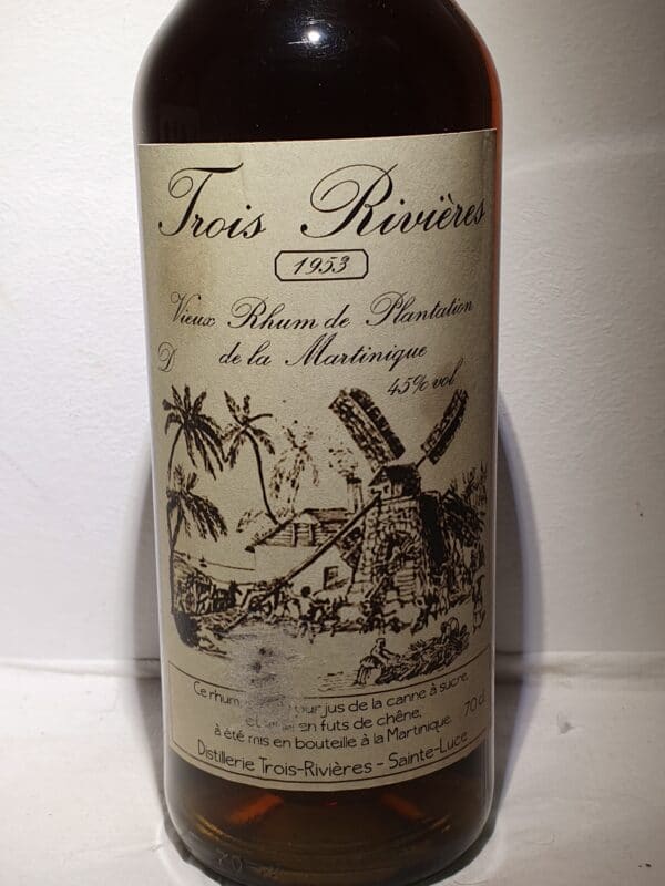 RHUM VIEUX TROIS RIVIERES 70 CL 45° MILLESIME 1953 – Image 2