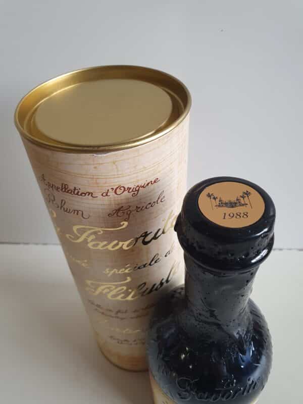 RHUM VIEUX LA FAVORITE 70 CL 40° LA FLIBUSTE MILLESIME 1988 – Image 3
