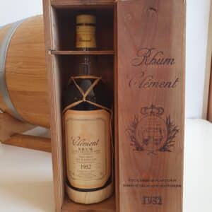 RHUM VIEUX CLEMENT 70 CL 44° MILLESIME 1952