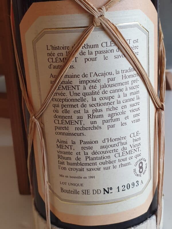 RHUM VIEUX CLEMENT 70 CL 44° MILLESIME 1952 – Image 2