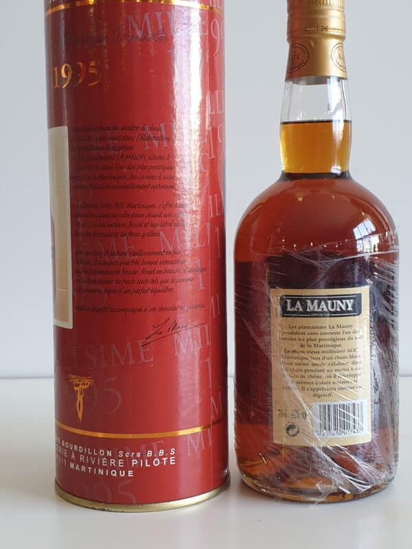 RHUM VIEUX LA MAUNY 70 CL 42° MILLESIME 1995 – Image 2