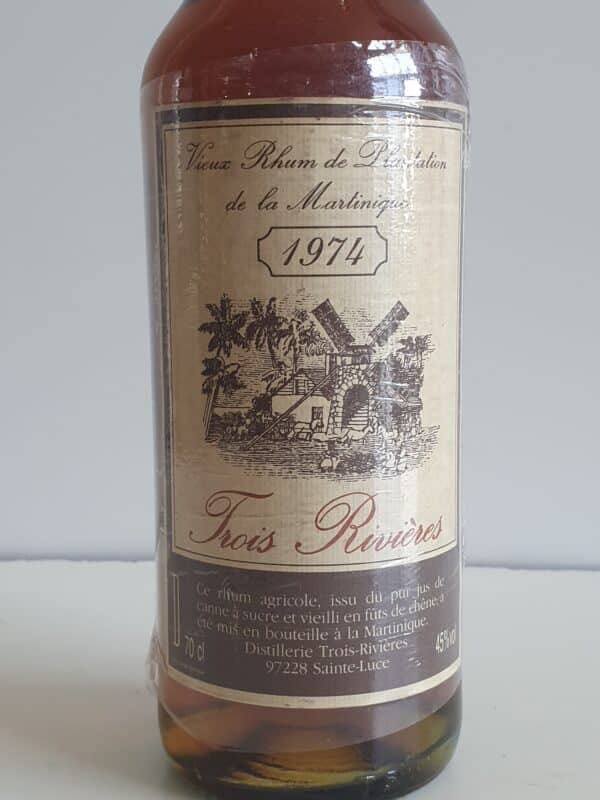 RHUM VIEUX TROIS RIVIERES 70 CL 45° MILLESIME 1974 – Image 2