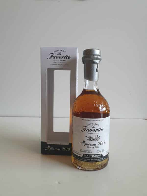 RHUM VIEUX LA FAVORITE 70 CL 48.5° MILLESIME 2013