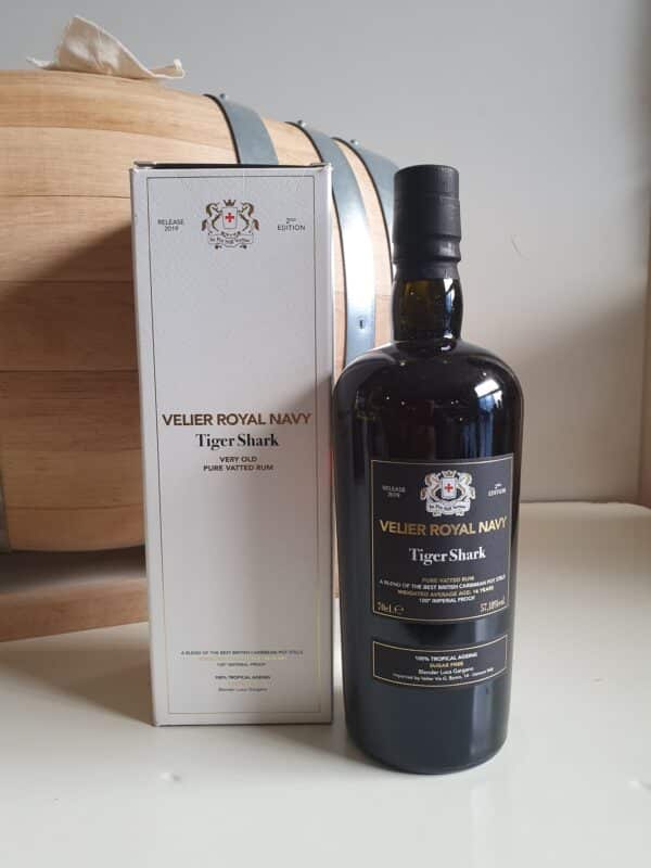RHUM VIEUX VELIER ROYAL NAVY 70 CL 57.18° TIGER SHARK