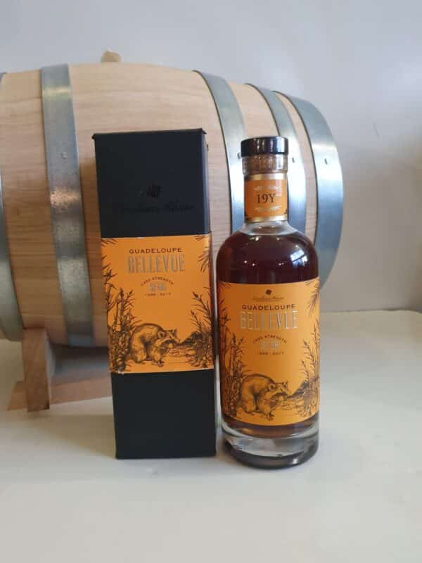 RHUM VIEUX BELLEVUE/DAMOISEAU 70 CL 59.9° MILLESIME 1998