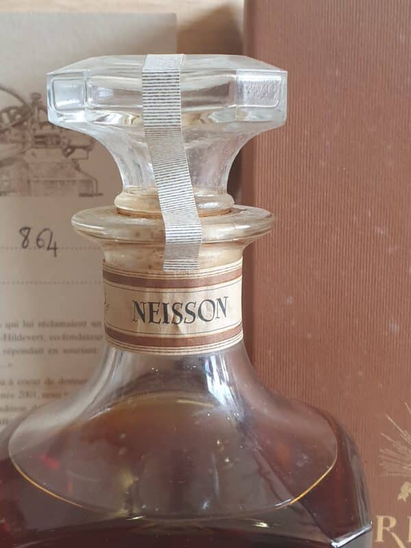 RHUM VIEUX NEISSON 70 CL 45.3° MILLESIME 1991 N° 864 – Image 3