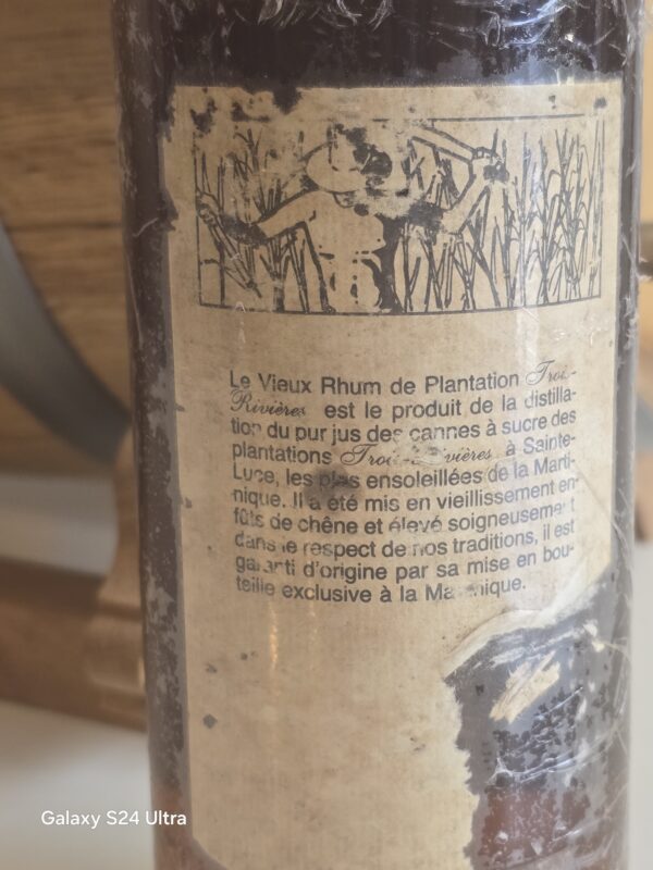 RHUM VIEUX TROIS RIVIERES 70 CL 45° MILLESIME 1969 – Image 3