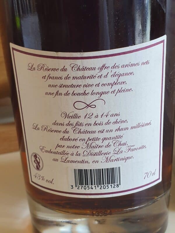 RHUM VIEUX LA FAVORITE 70 CL 43° RESERVE DU CHATEAU 2000 – Image 3