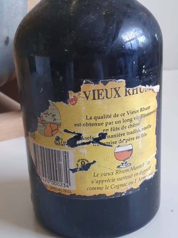 RHUM VIEUX MONTEBELLO 75 CL 45° millésime 1982 – Image 2