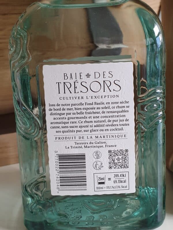 RHUM BLANC BAIE DES TRESORS 70 CL 54° PLEIN SOLEIL – Image 3