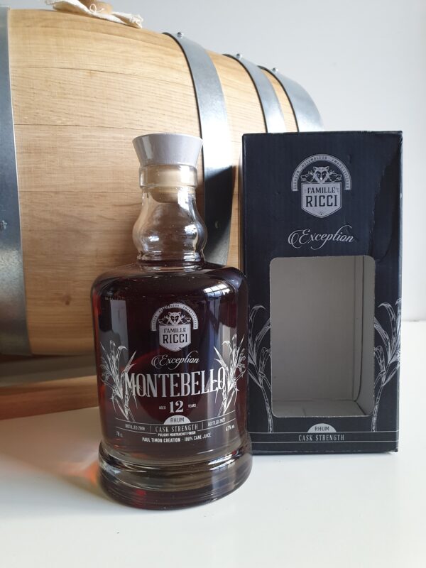 RHUM VIEUX MONTEBELLO 70 CL 47° BDF 12 ANS FAMILLE RICCI 2010