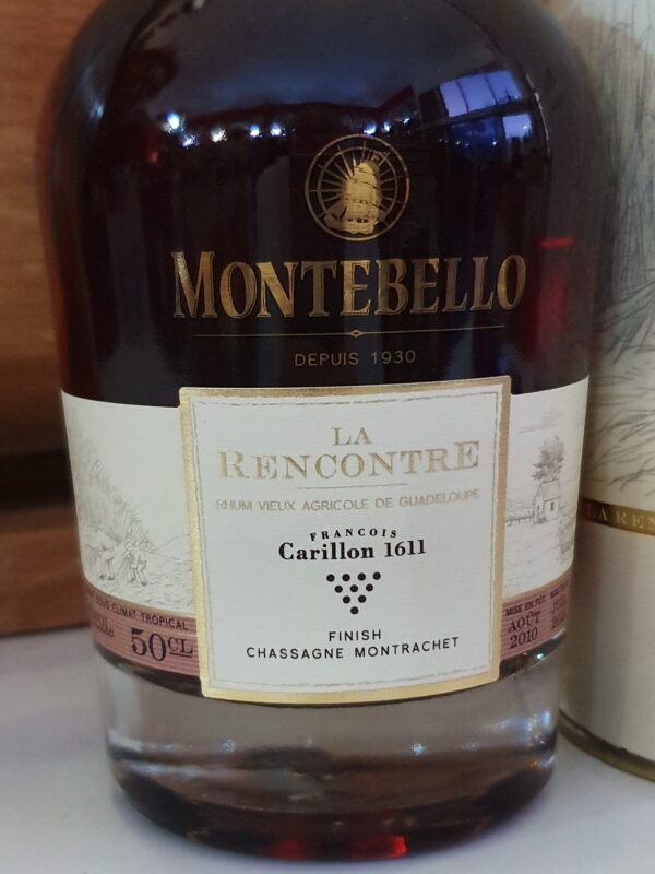 RHUM VIEUX MONTEBELLO 50 CL 47.1° LA RENCONTRE FINISH CHASSAGNE MONTRACHET 11 ANS – Image 2