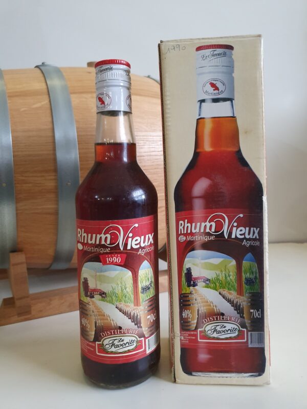 RHUM VIEUX LA FAVORITE 70 CL 40° MILLESIME 1990