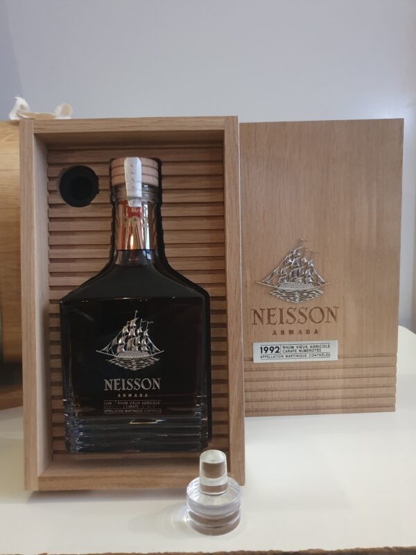 RHUM VIEUX NEISSON 70 CL 46.8° COLLECTION ARMADA MILLESIME 1992