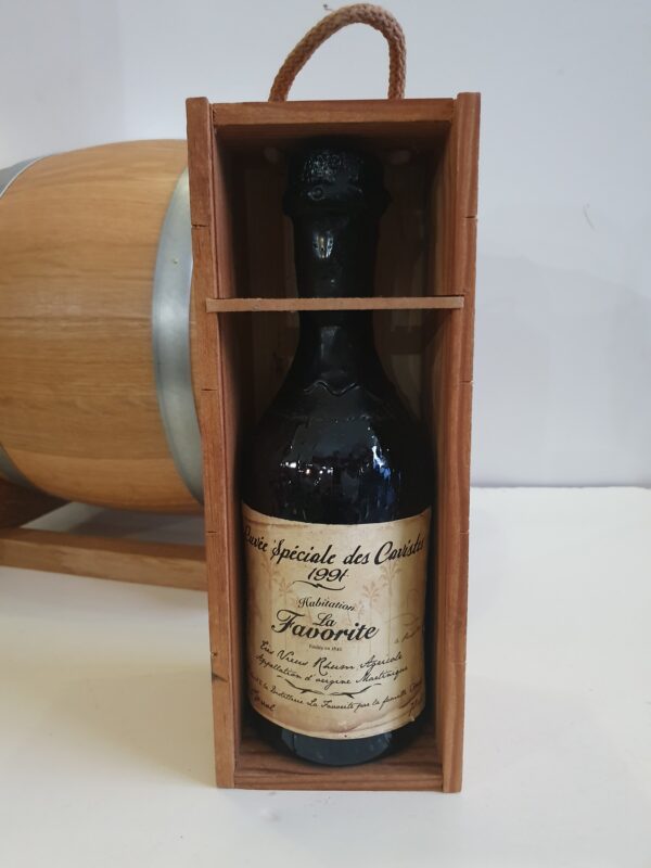 RHUM VIEUX LA FAVORITE 70 CL 42.5° FLIBUSTE MILLESIME 1991 " CUVEE DES CAVISTES "