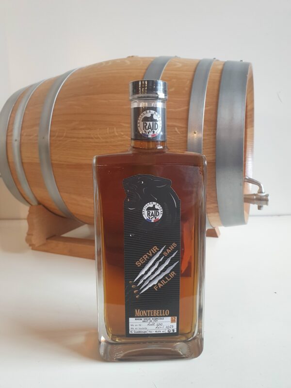 RHUM VIEUX MONTEBELLO 70 CL 48.6° MILLESIME 2010 CUVEE DU RAID 12 ANS