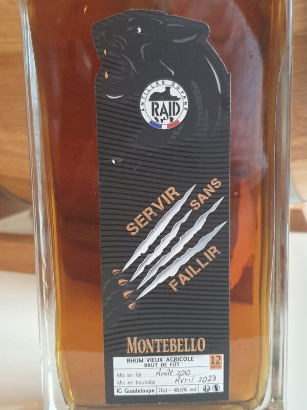 RHUM VIEUX MONTEBELLO 70 CL 48.6° MILLESIME 2010 CUVEE DU RAID 12 ANS – Image 2