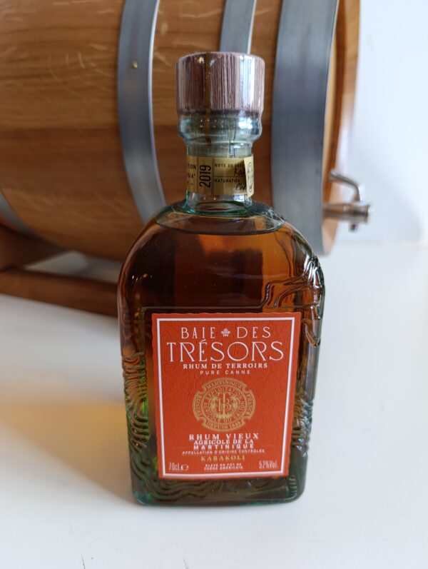 RHUM VIEUX BAIE DES TRESORS 70 CL 52° CUVEE KARACOLI MILLESIME 2020