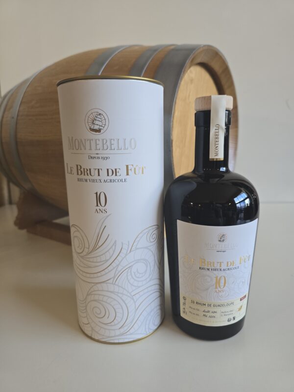 RHUM VIEUX MONTEBELLO 70 CL 46.9° MILLESIME 2014 BRUT DE FUT 10 ANS