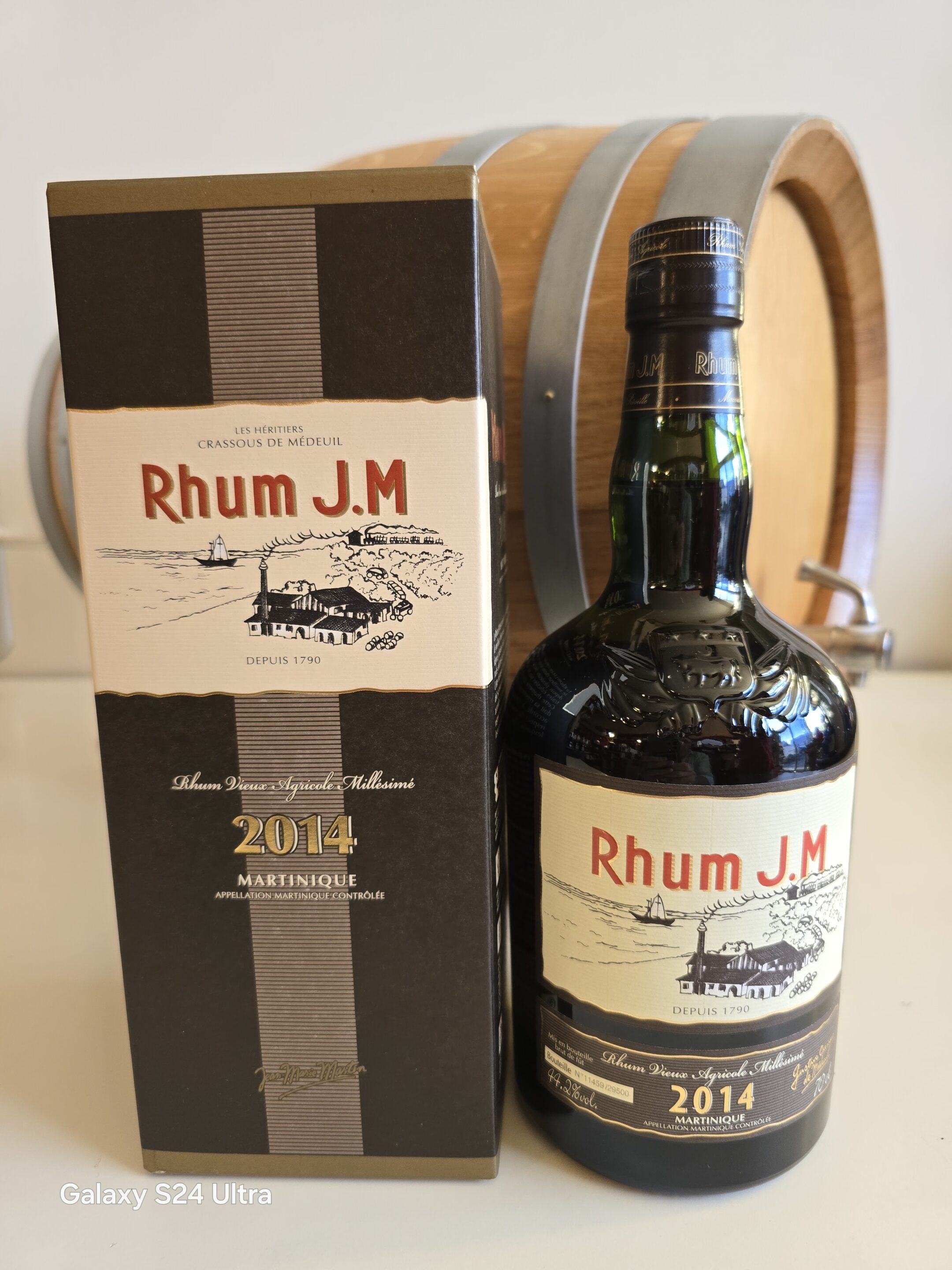 RHUM VIEUX JM 70 CL 44.2° MILLESIME 2014 10 ANS