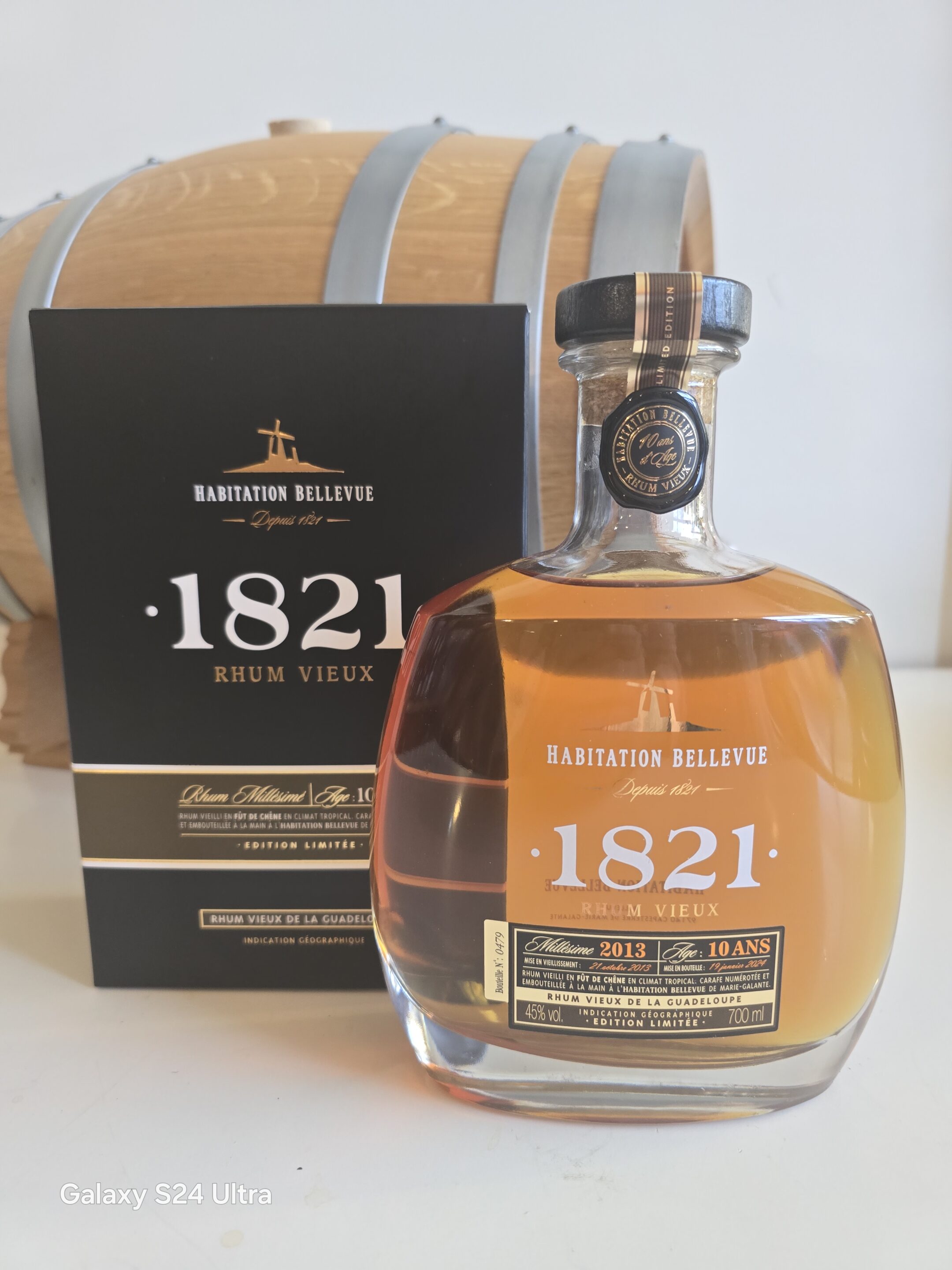 RHUM VIEUX BELLEVUE 1821 70 CL 45° 10 ANS MILLESIME 2013