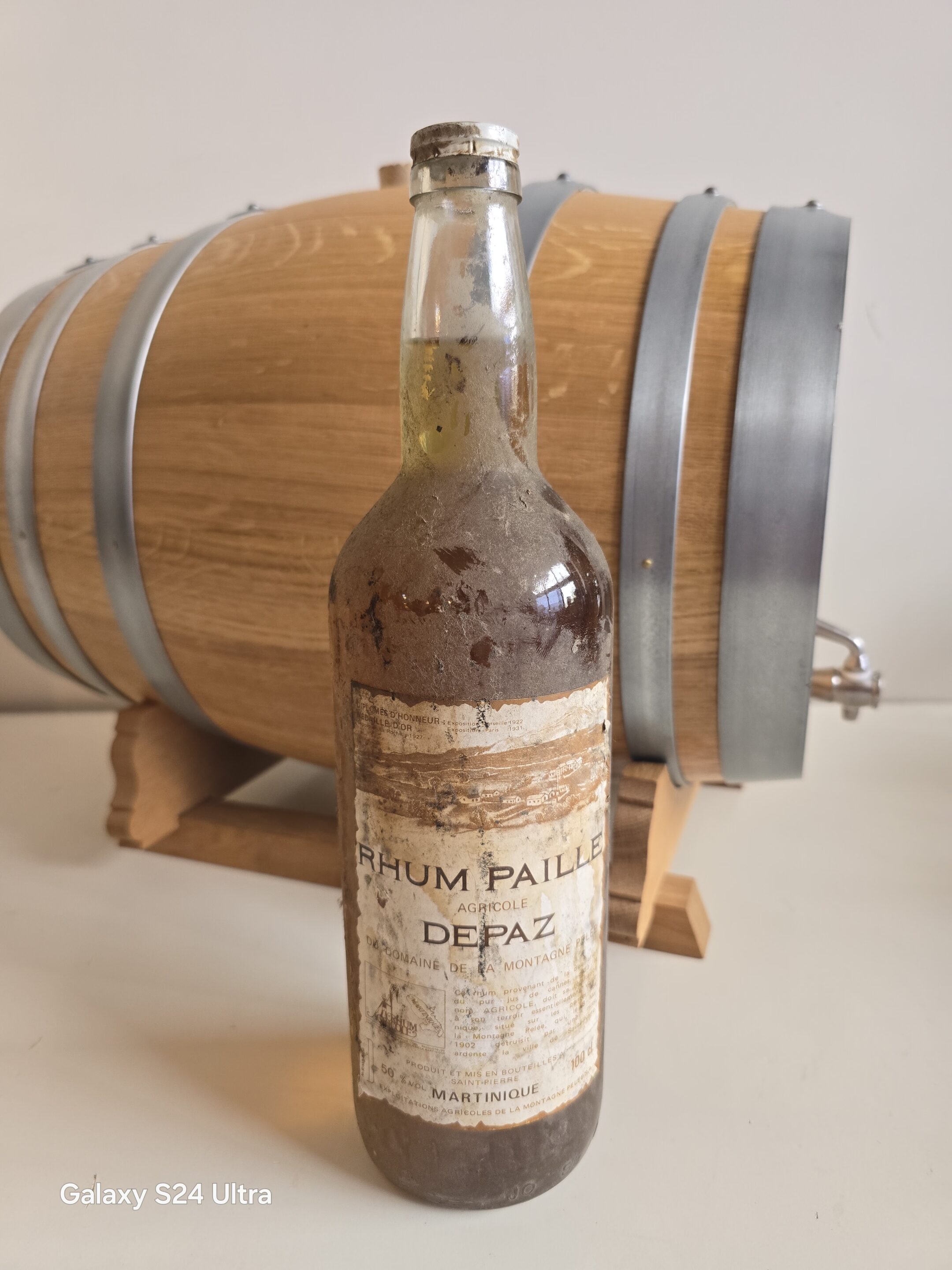 RHUM PAILLE DEPAZ 1 L 50° CIRCA 1965 CAPSULE ALU