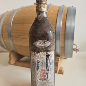 RHUM VIEUX DUQUESNE 100 CL 50°  3 ANS CIRCA 1970